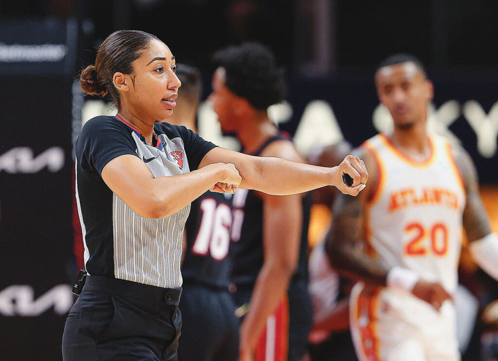 Photo of Simone Jelks making a call during an NBA game