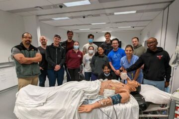 Photo of CWRU medical students participating in a simulation course.