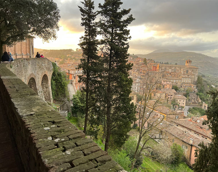 Photo overlooking the city of Perugia in Italy