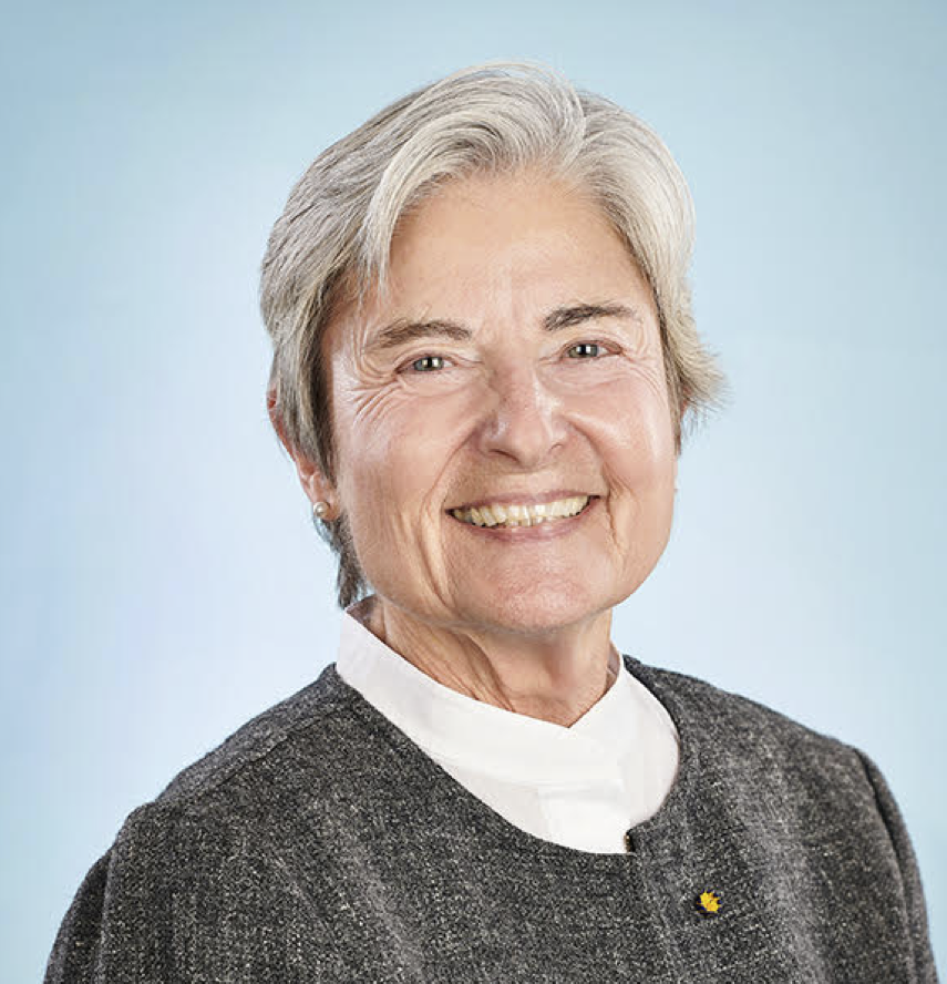 headshot photo of Cynthia Beall